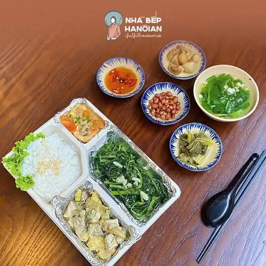 CƠM TRƯA NHÀ LÀM HANOIAN – GIỮ HƯƠNG CƠM NHÀ GIỮA LÒNG PHỐ THỊ